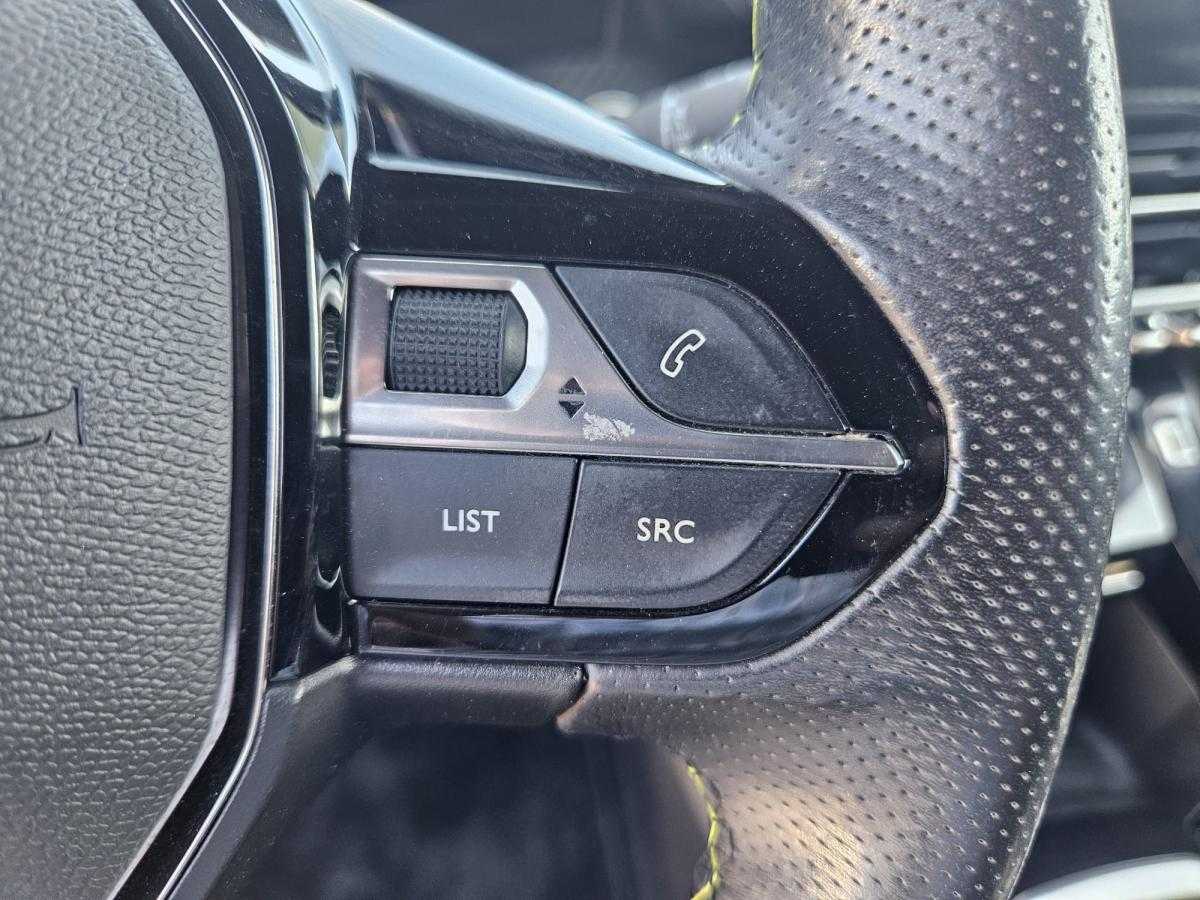peugeot-2008-2022-gasolina-1199cc