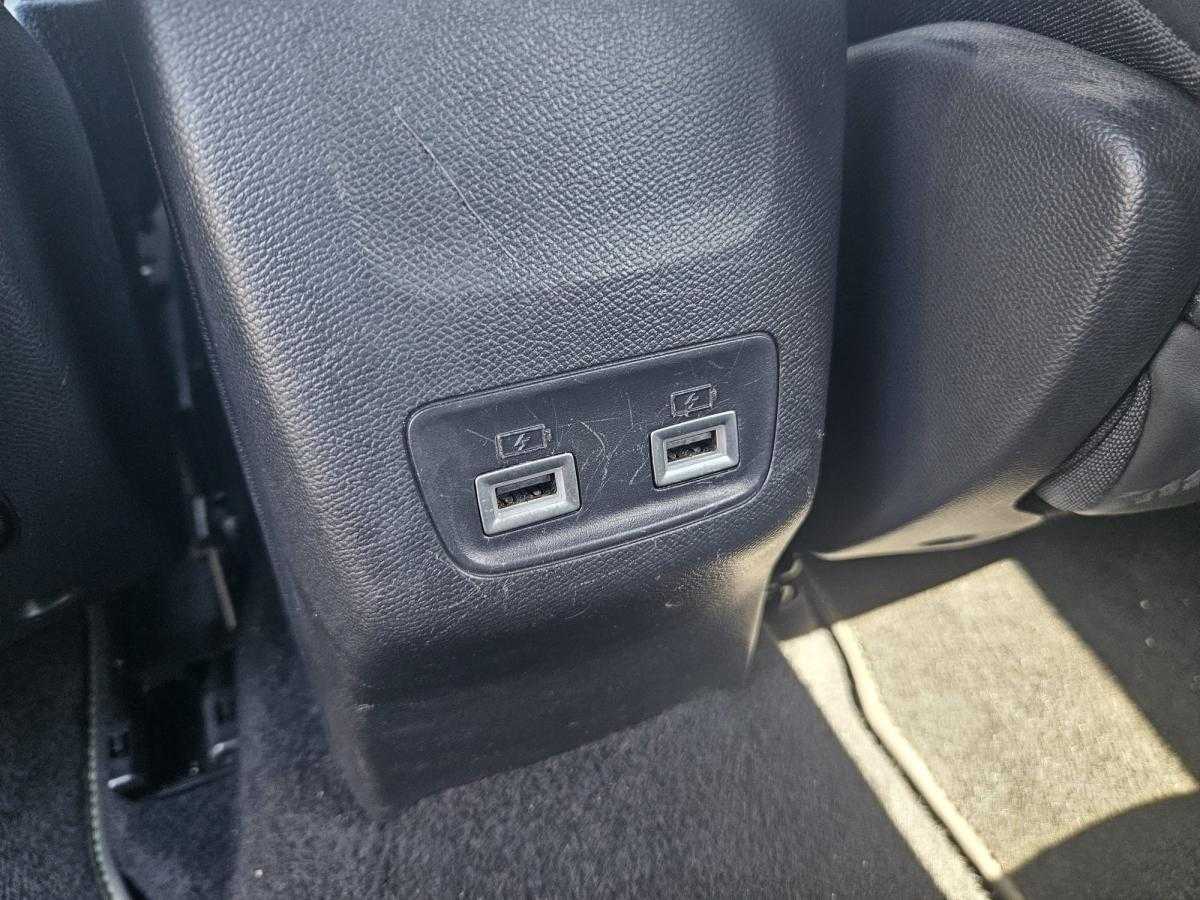 peugeot-2008-2022-gasolina-1199cc