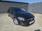 volvo-v40-cross-country-2017-diesel-1969cc