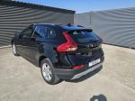 volvo-v40-cross-country-2017-diesel-1969cc