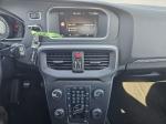 volvo-v40-cross-country-2017-diesel-1969cc