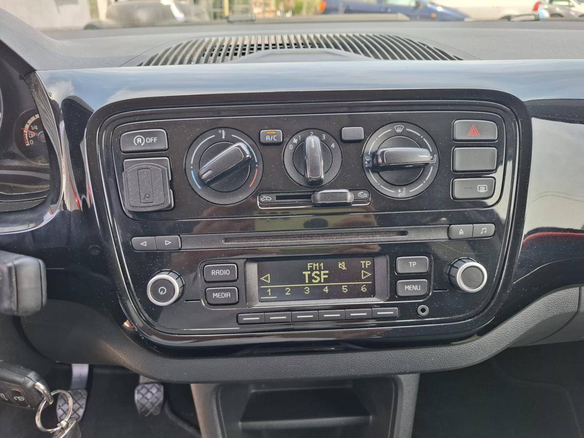 volkswagen-up-2014-gasolina-999cc