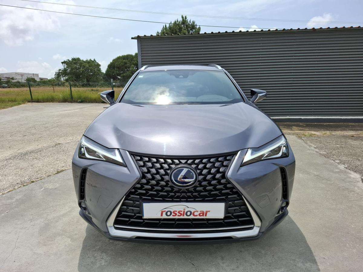 lexus-ux-2019-hibrido-a-gasolina-1987cc
