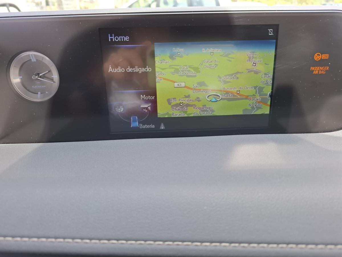 lexus-ux-2019-hibrido-a-gasolina-1987cc