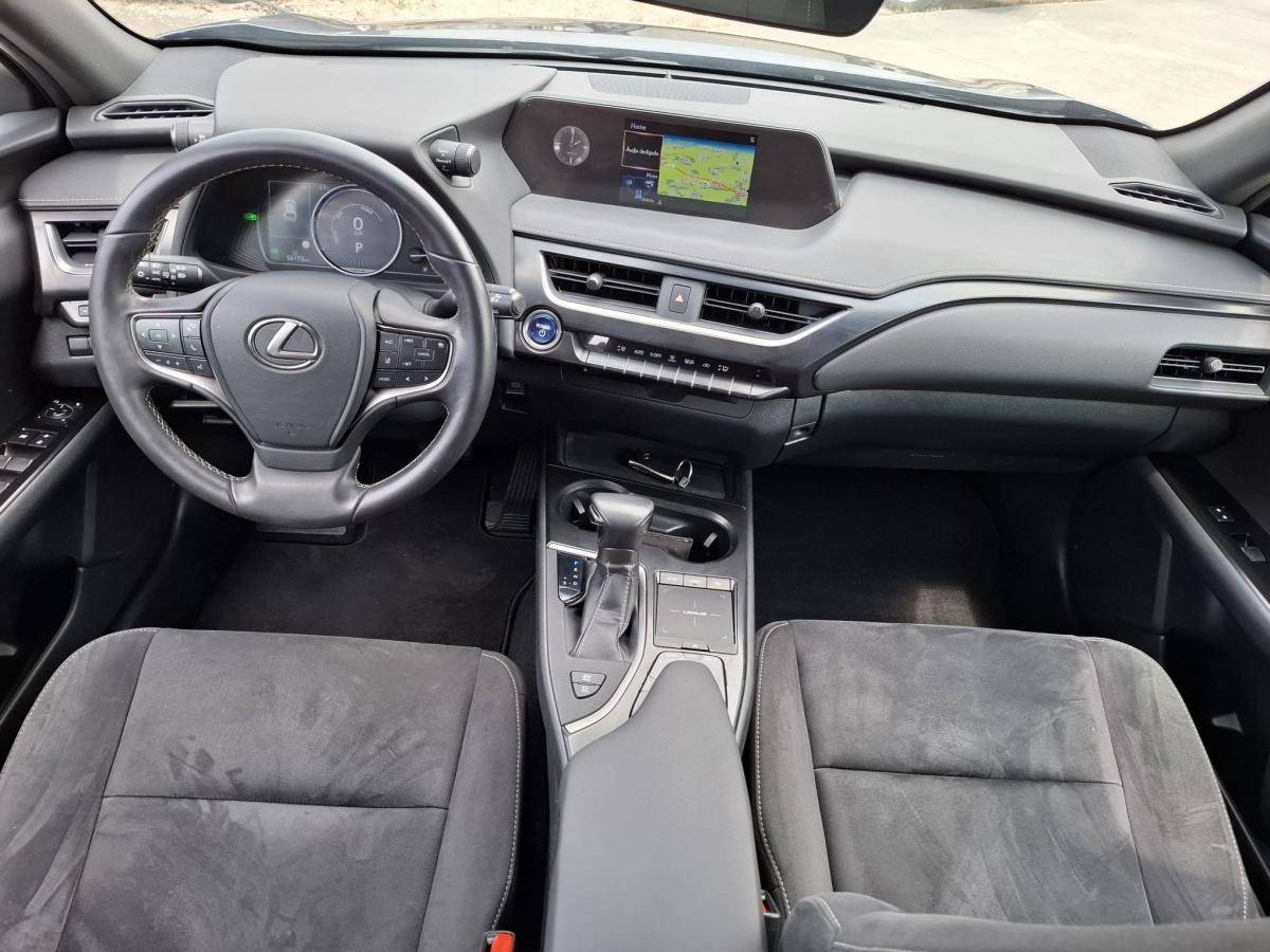 lexus-ux-2019-hibrido-a-gasolina-1987cc