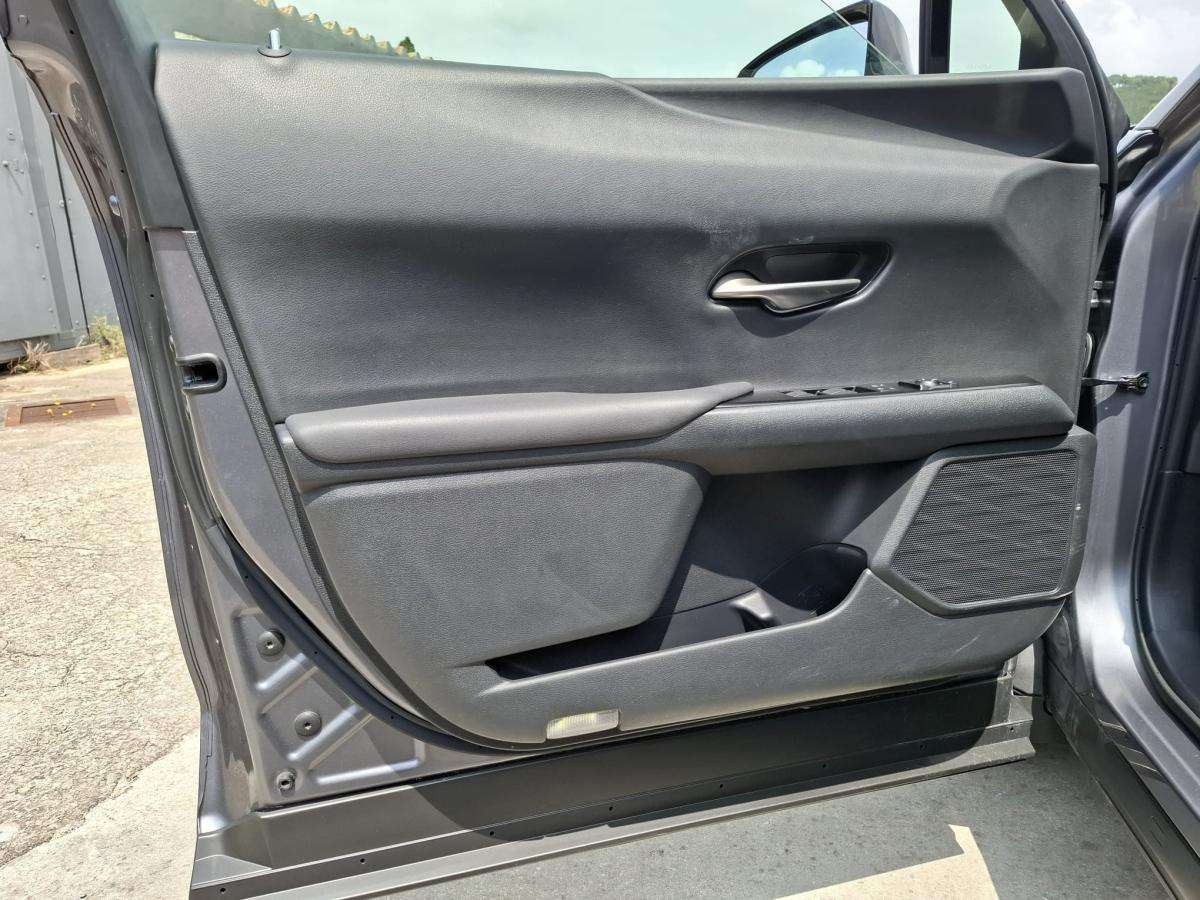 lexus-ux-2019-hibrido-a-gasolina-1987cc