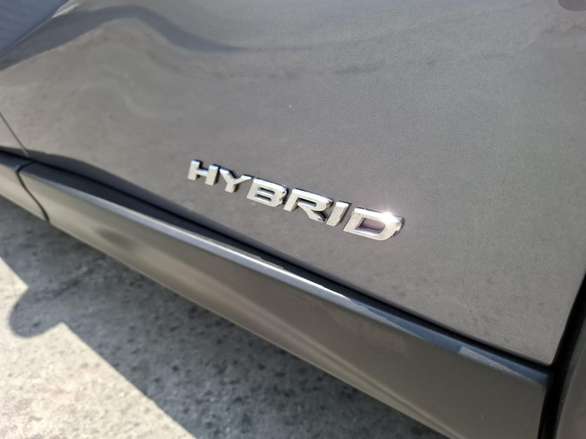 lexus-ux-2019-hibrido-a-gasolina-1987cc
