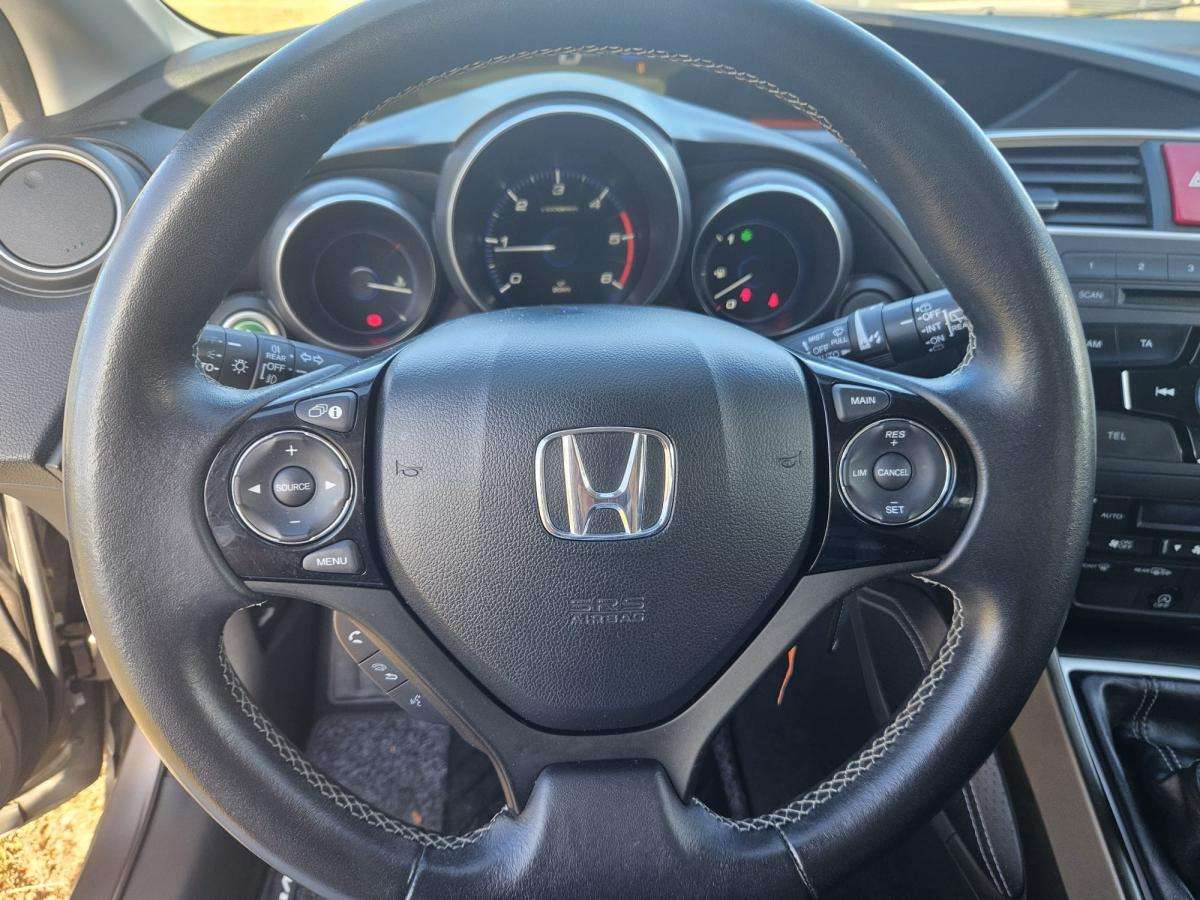 honda-civic-2014-diesel-1597cc