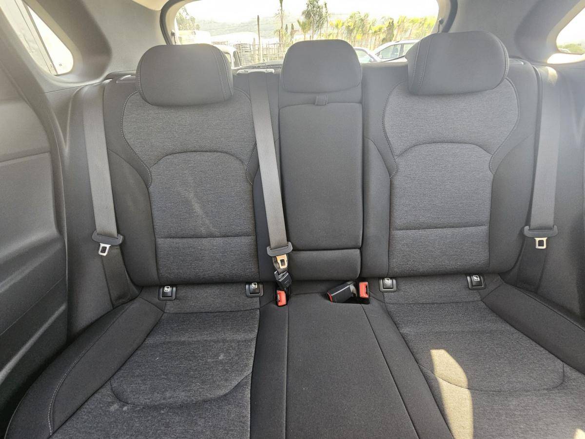 hyundai-i30-2023-gasolina-998cc