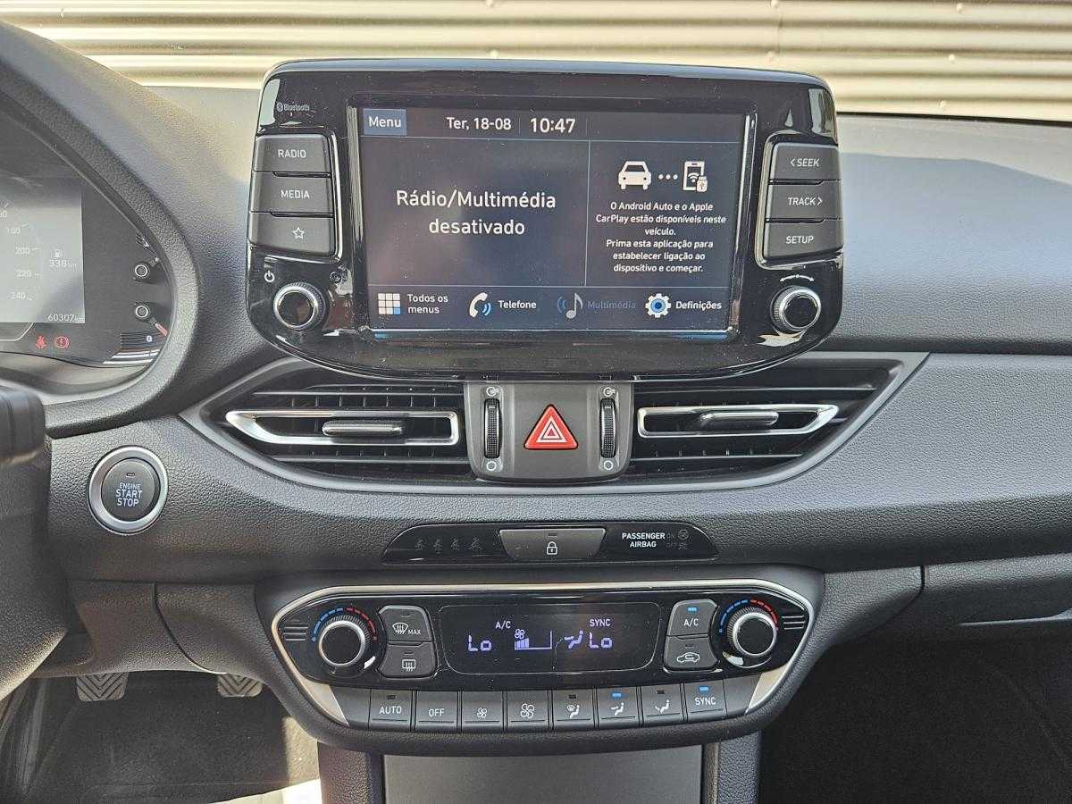 hyundai-i30-2023-gasolina-998cc