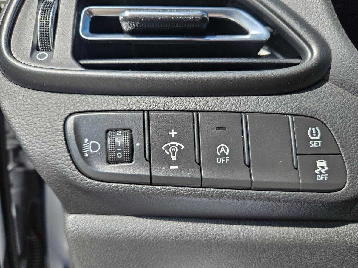 hyundai-i30-2023-gasolina-998cc