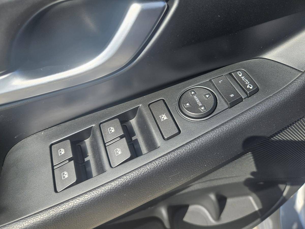 hyundai-i30-2023-gasolina-998cc