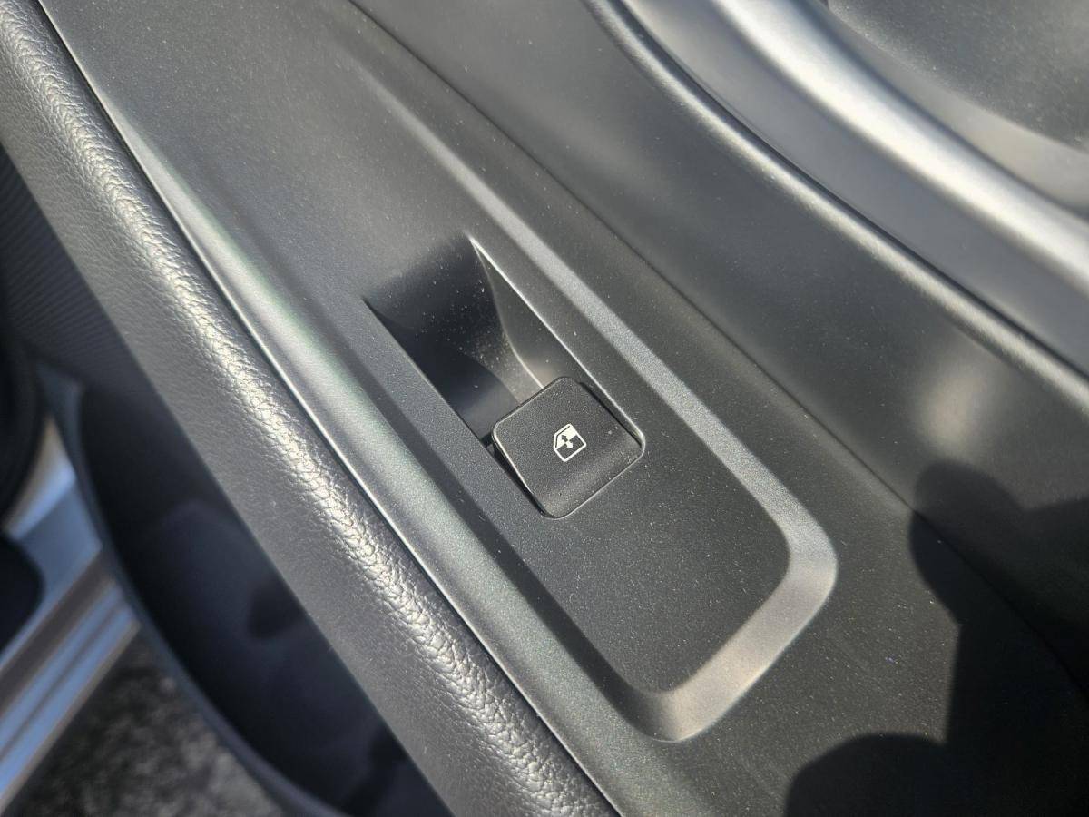 hyundai-i30-2023-gasolina-998cc