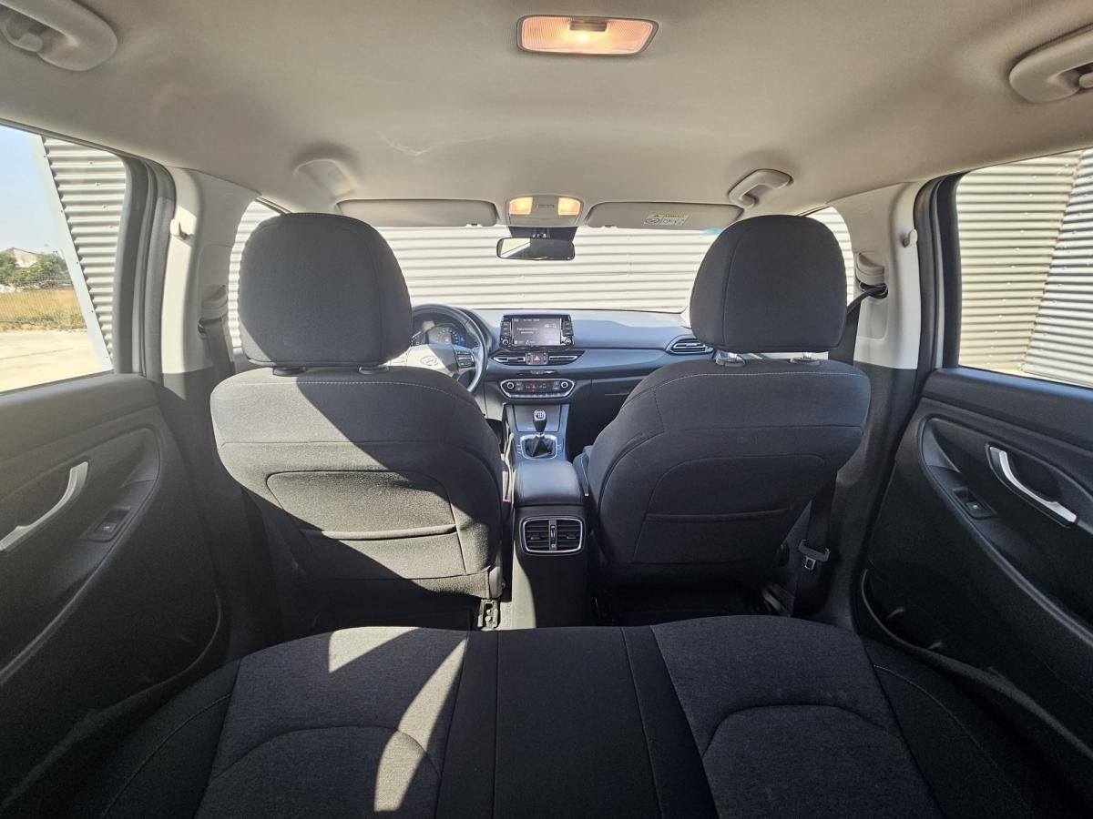 hyundai-i30-2023-gasolina-998cc