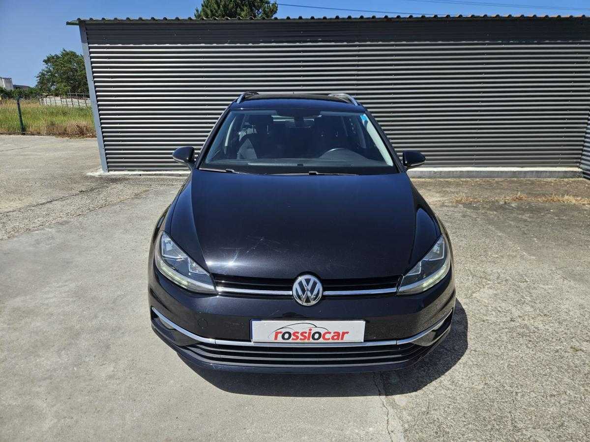 volkswagen-golf-variant-2018-diesel-1598cc