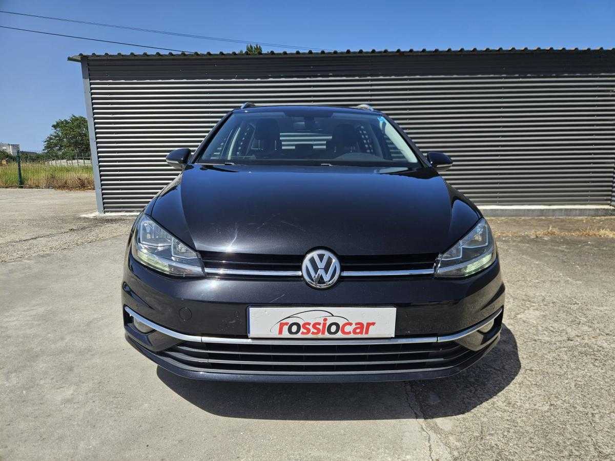 volkswagen-golf-variant-2018-diesel-1598cc