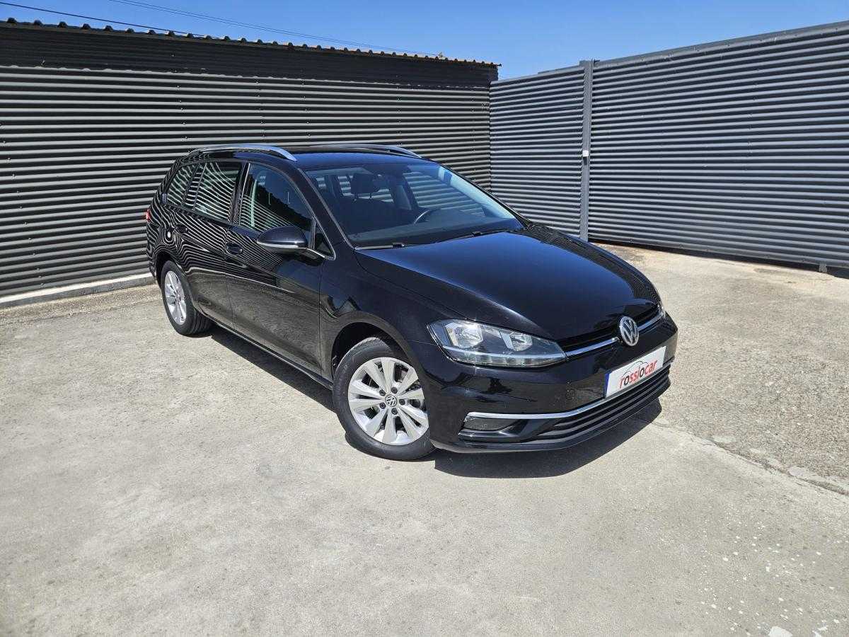 volkswagen-golf-variant-2018-diesel-1598cc