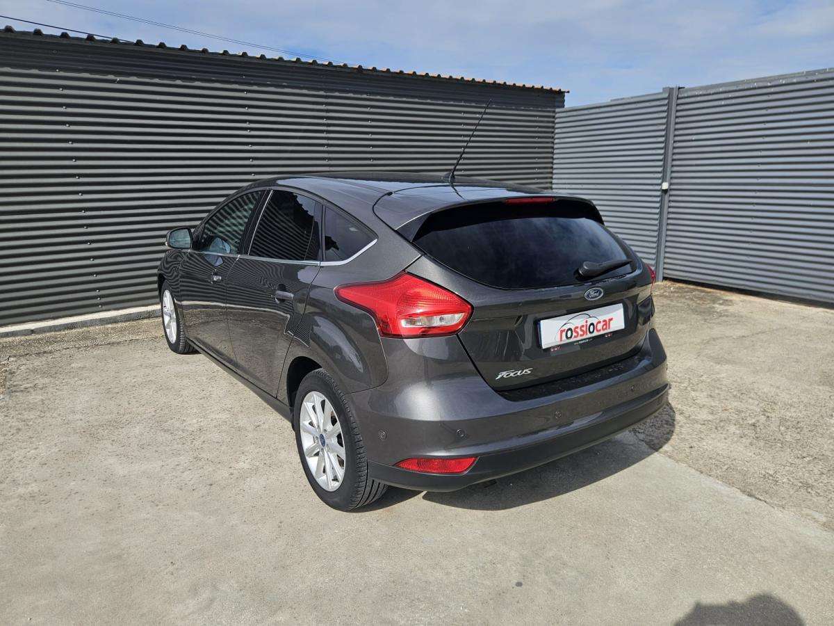 ford-focus-2017-diesel-1499cc