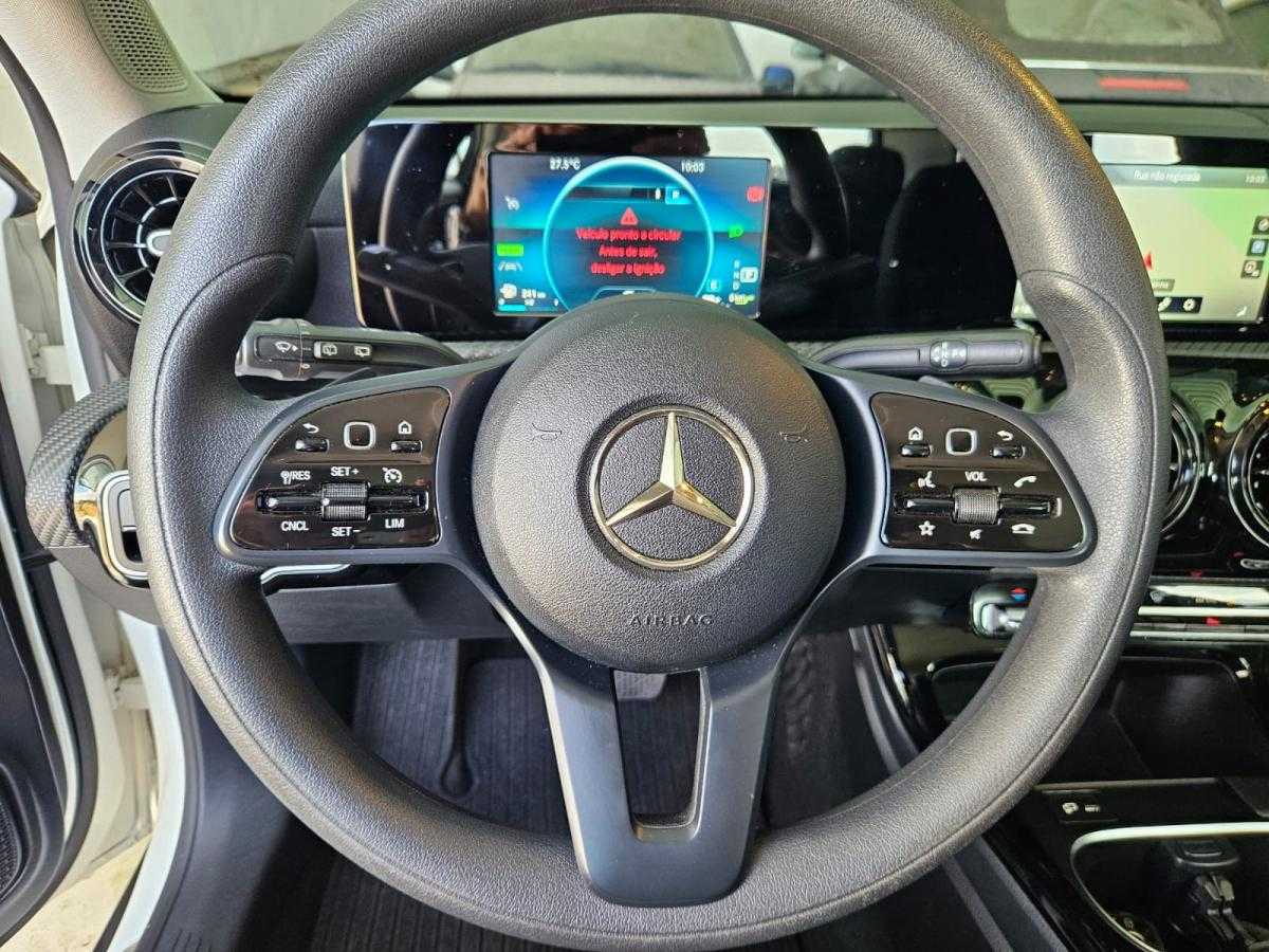 mercedes-benz-classe-a-2020-hibrido-a-gasolina-1332cc