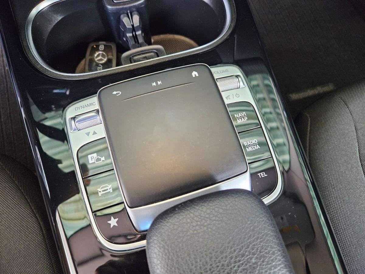 mercedes-benz-classe-a-2020-hibrido-a-gasolina-1332cc