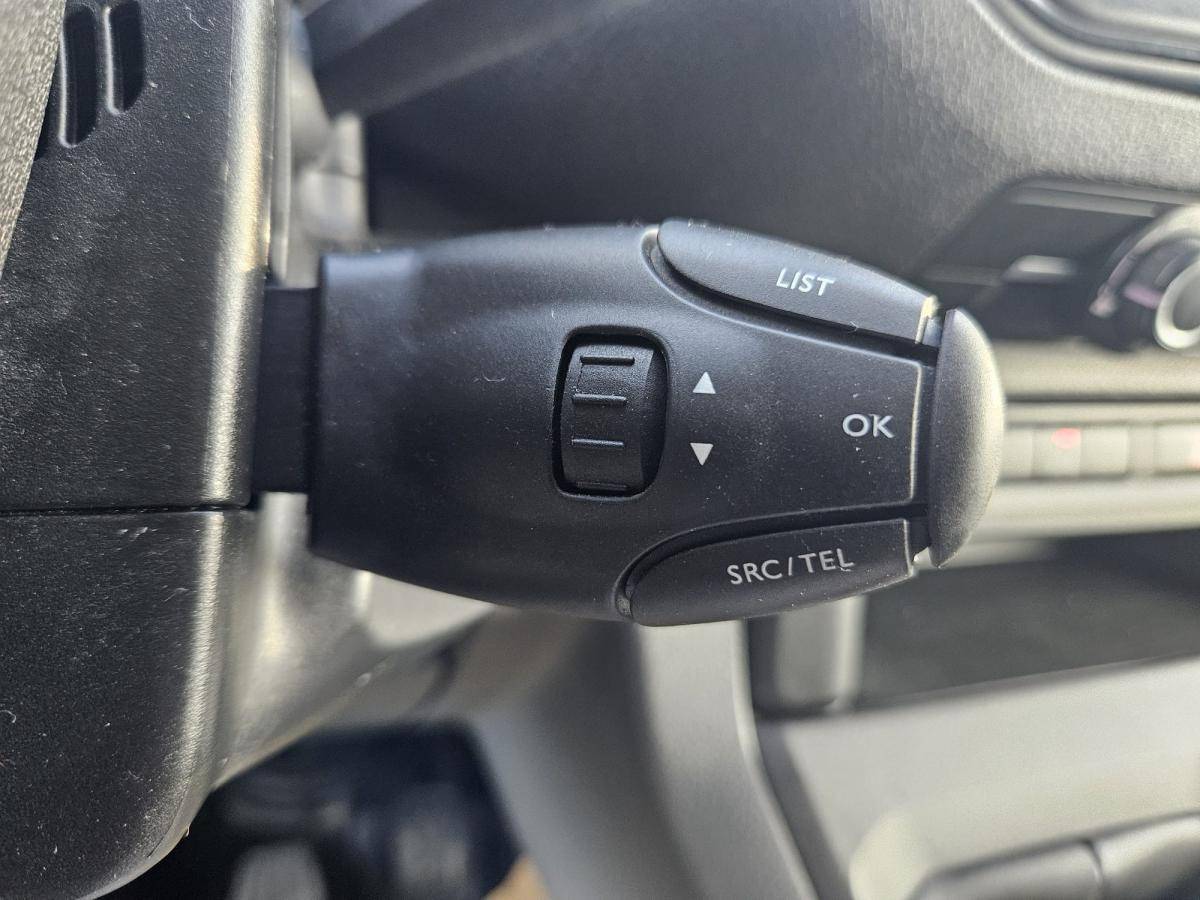 opel-vivaro-2020-diesel-1499cc