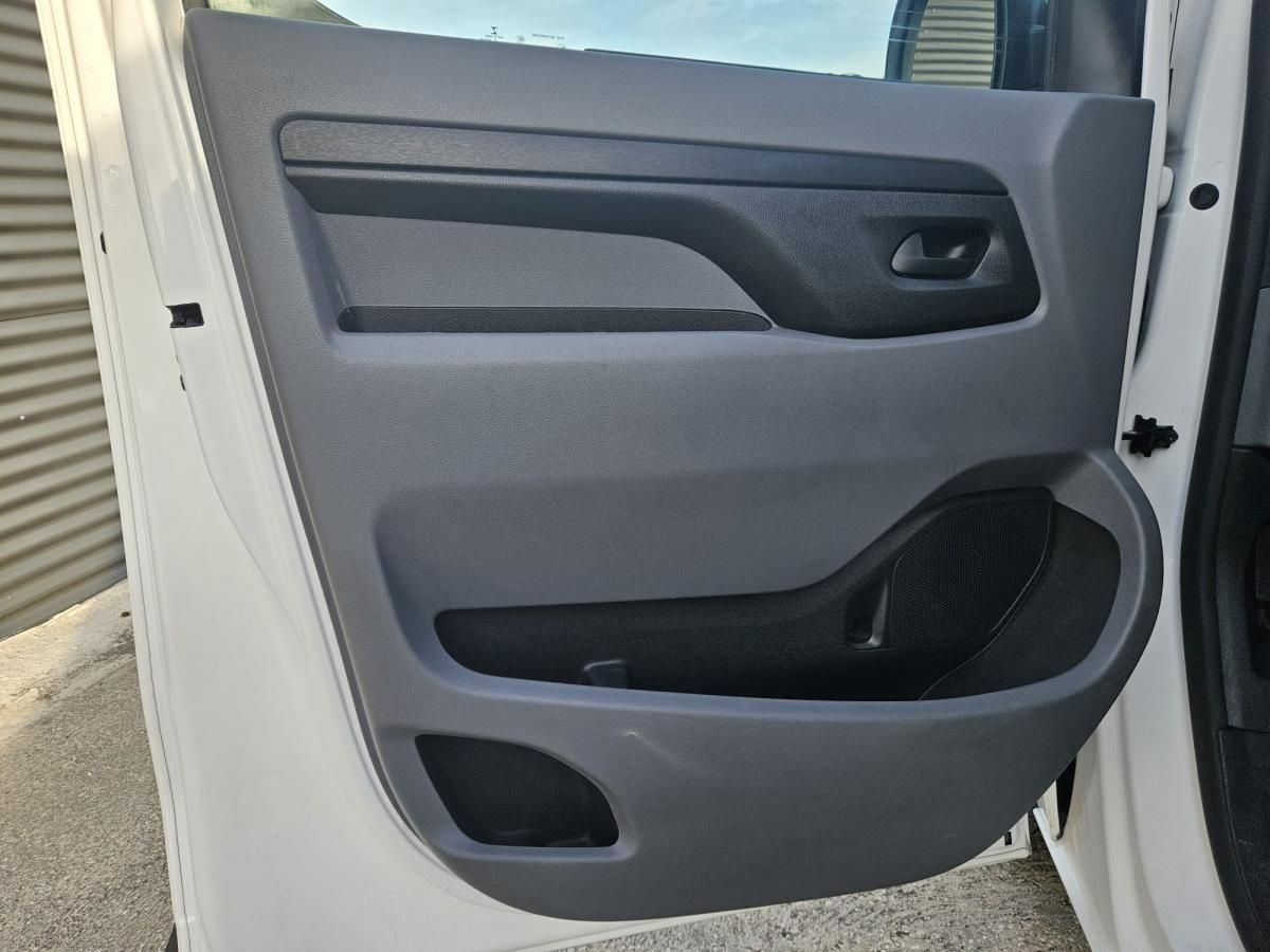 opel-vivaro-2020-diesel-1499cc