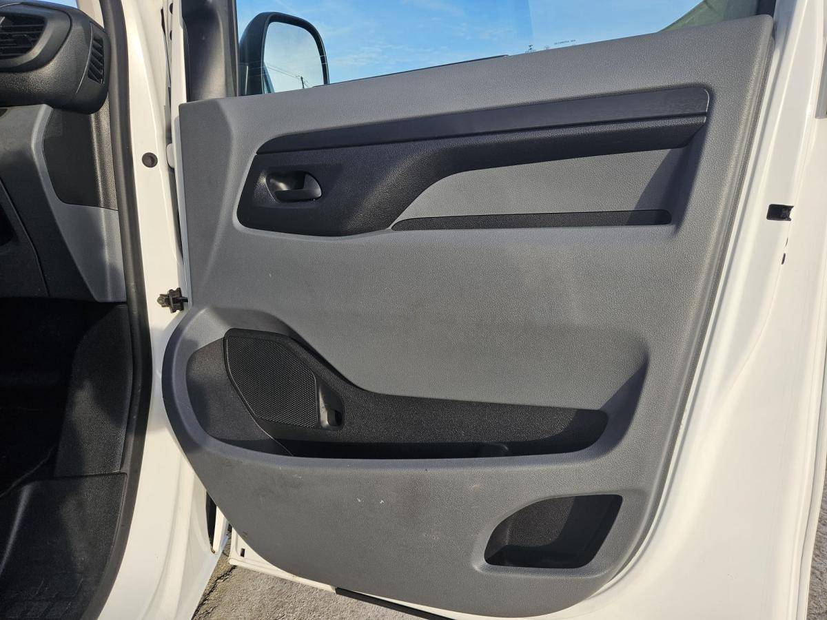 opel-vivaro-2020-diesel-1499cc