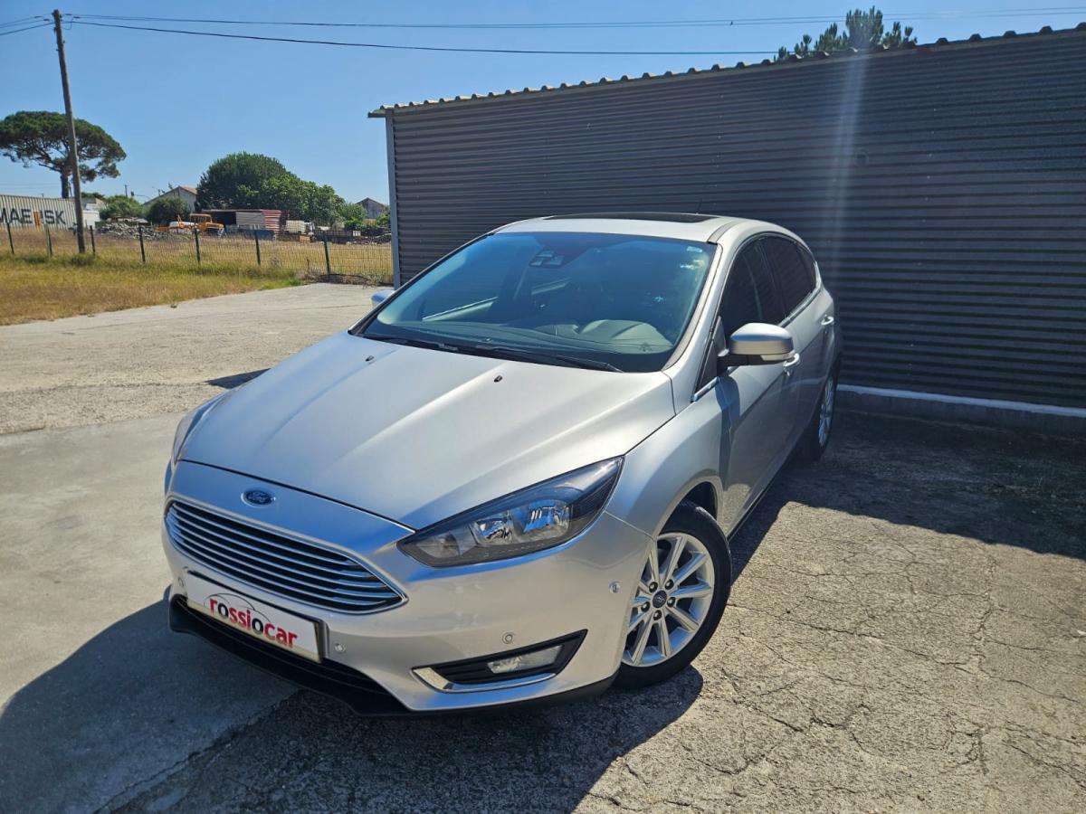 ford-focus-2015-gasolina-998cc