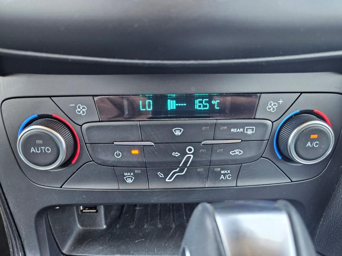 ford-focus-2015-gasolina-998cc