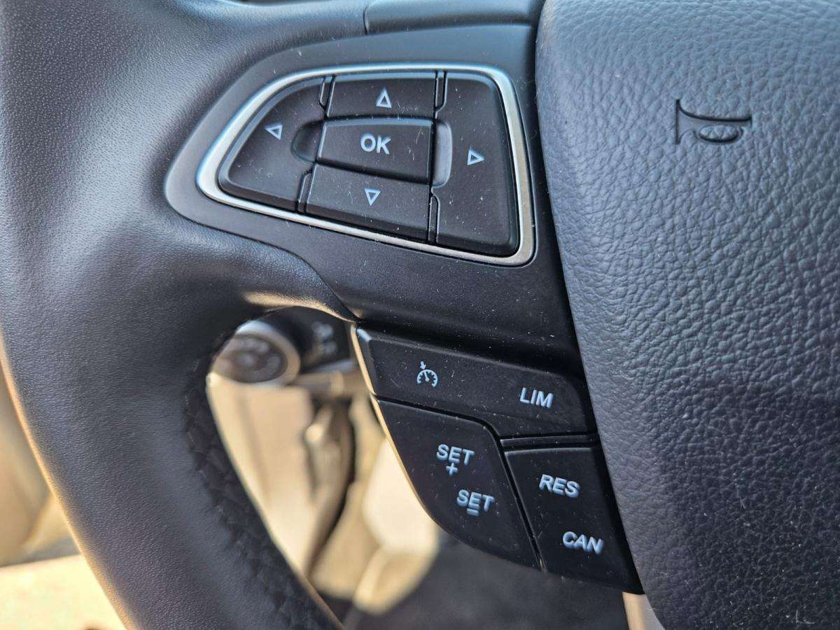 ford-focus-2015-gasolina-998cc