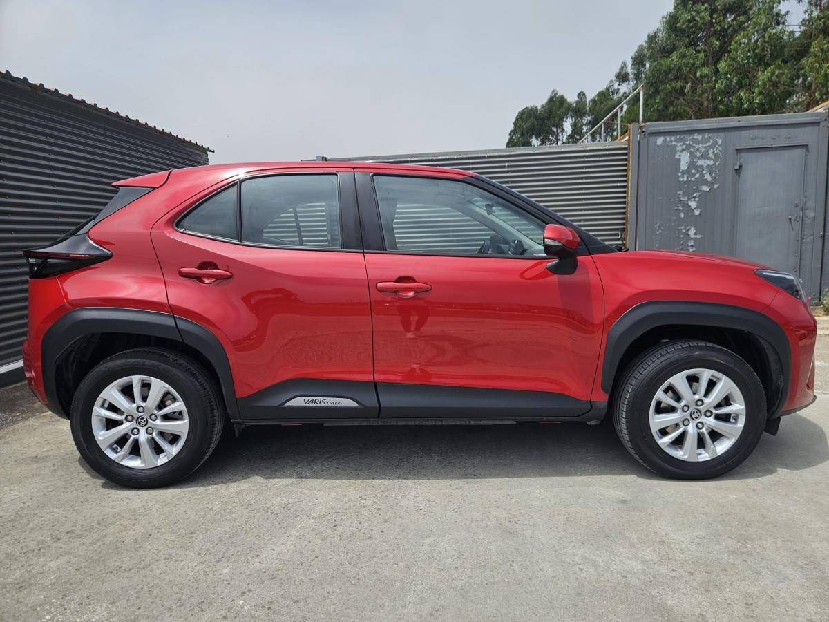 toyota-yaris-cross-2021-hibrido-a-gasolina-1490cc
