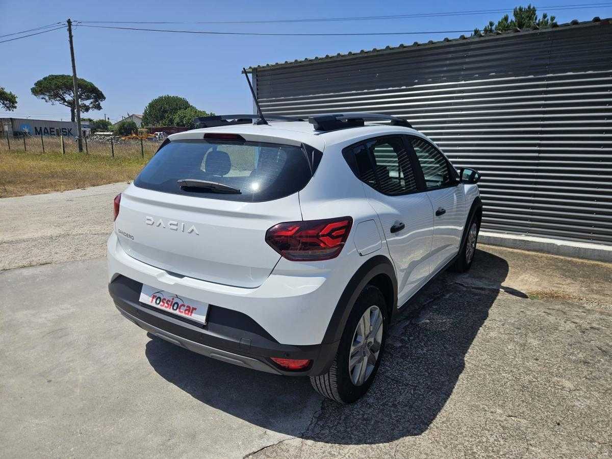 dacia-sandero-2023-gpl-999cc