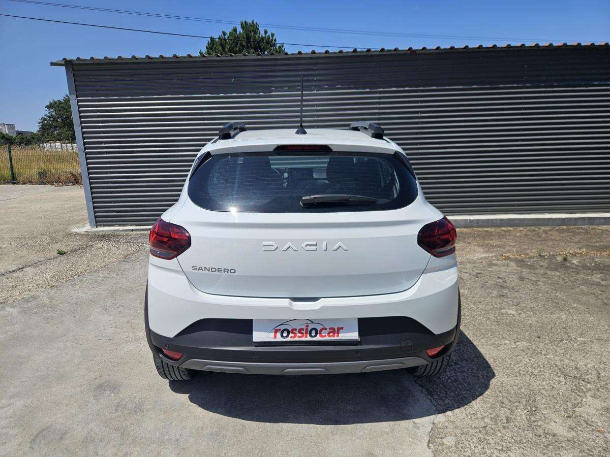 dacia-sandero-2023-gpl-999cc