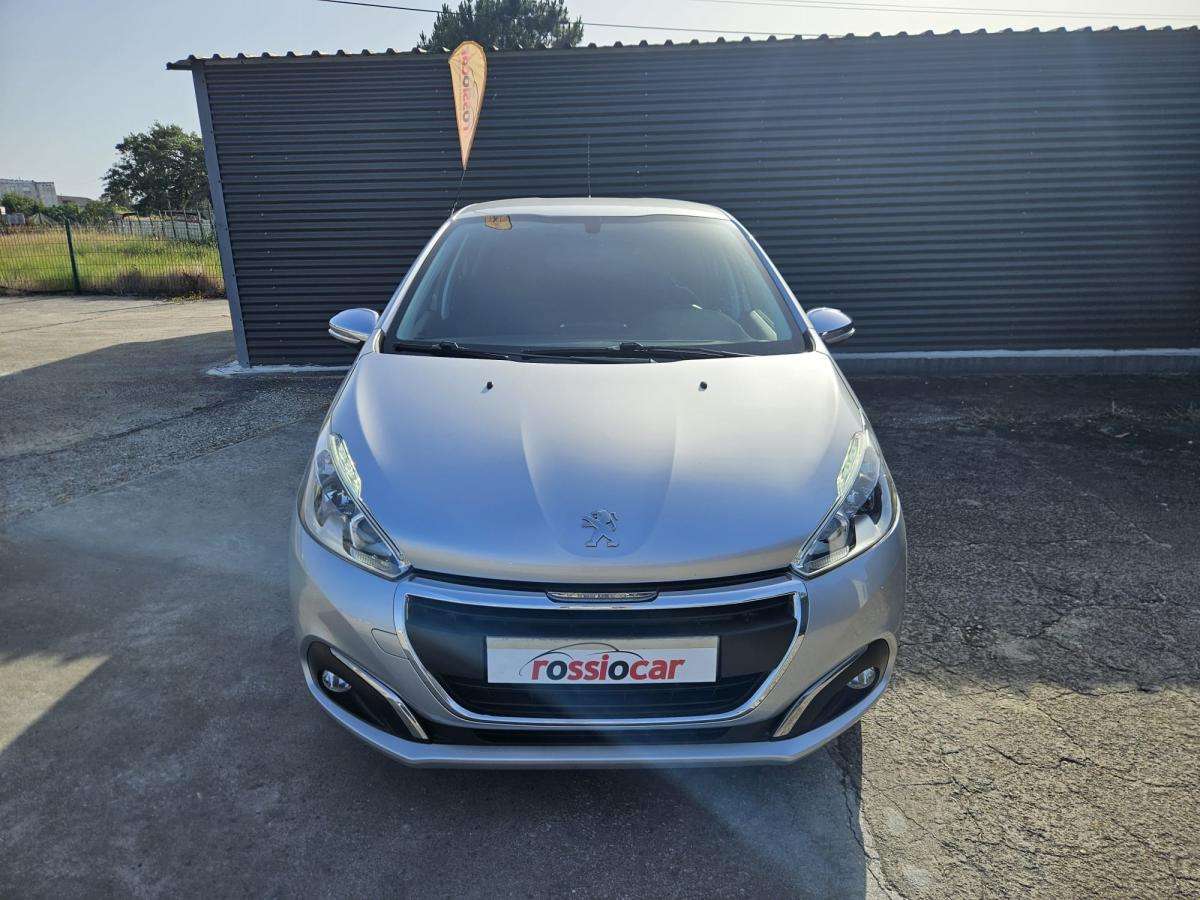 peugeot-208-2018-gasolina-1199cc