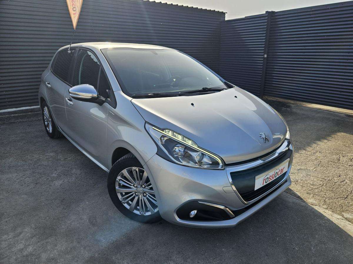 peugeot-208-2018-gasolina-1199cc