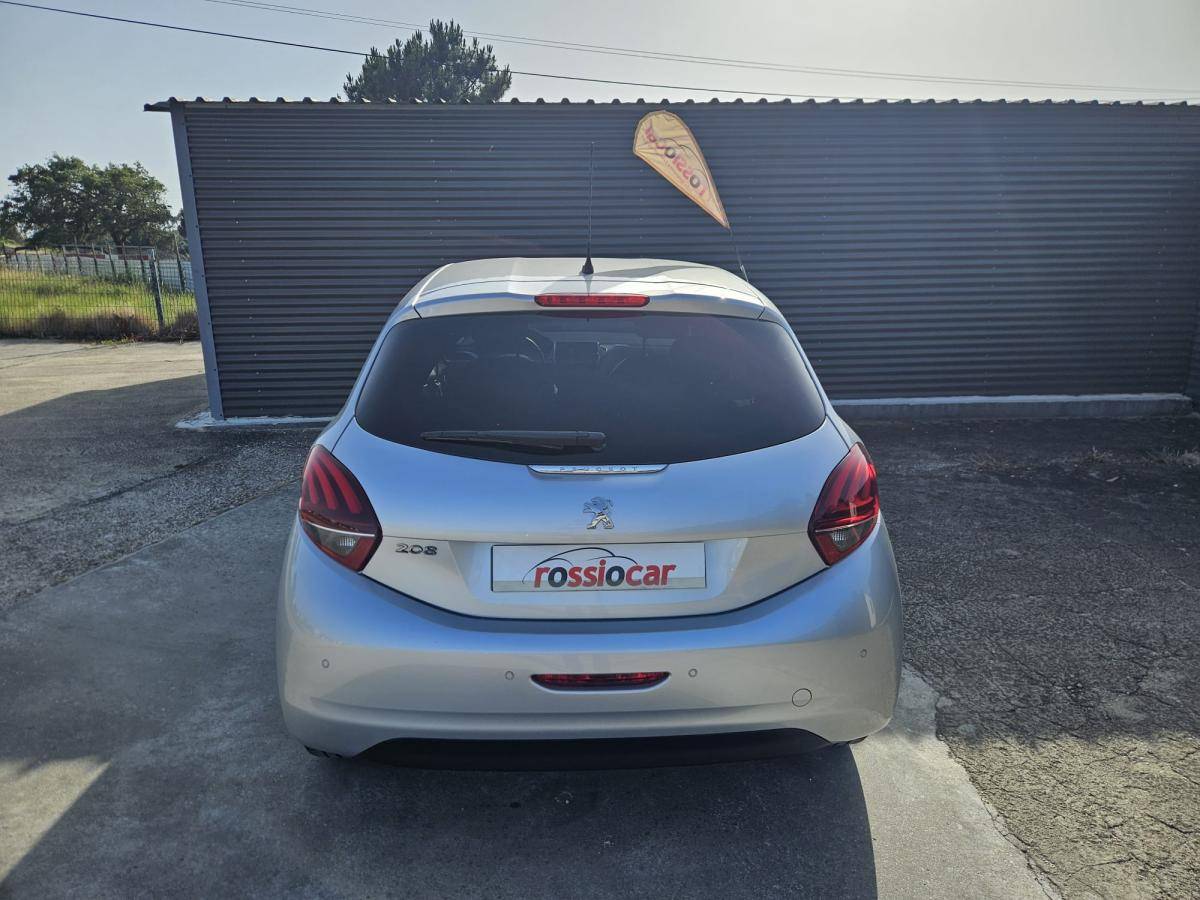 peugeot-208-2018-gasolina-1199cc