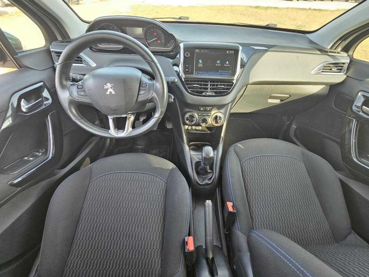 peugeot-208-2018-gasolina-1199cc