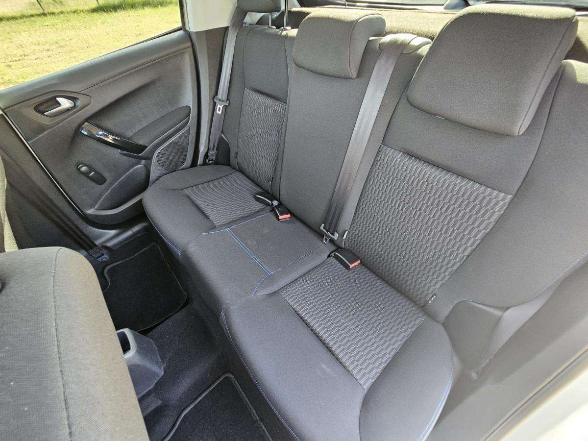 peugeot-208-2018-gasolina-1199cc
