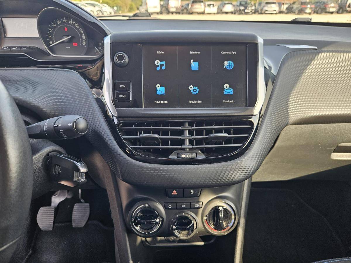 peugeot-208-2018-gasolina-1199cc