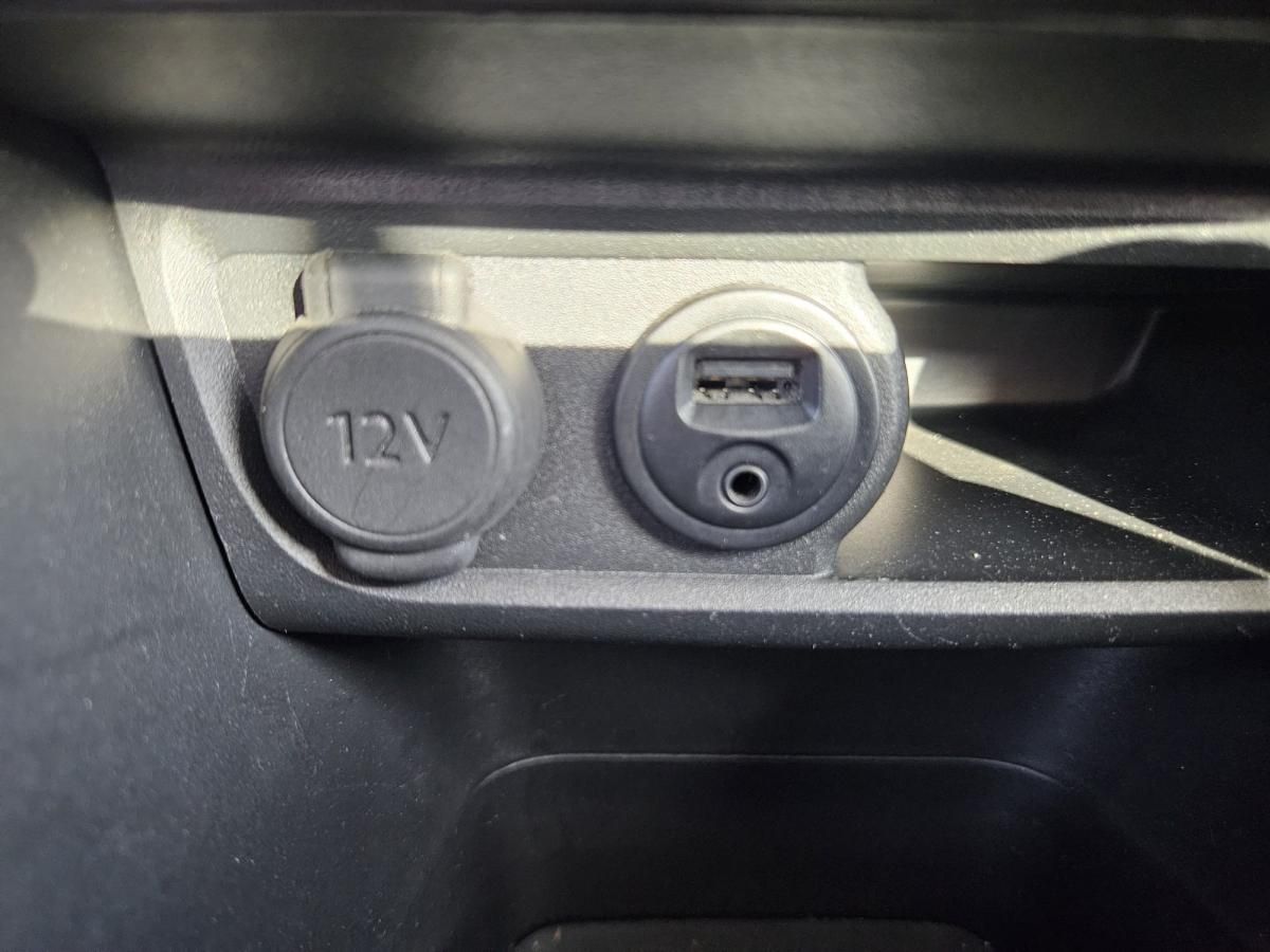 peugeot-208-2018-gasolina-1199cc