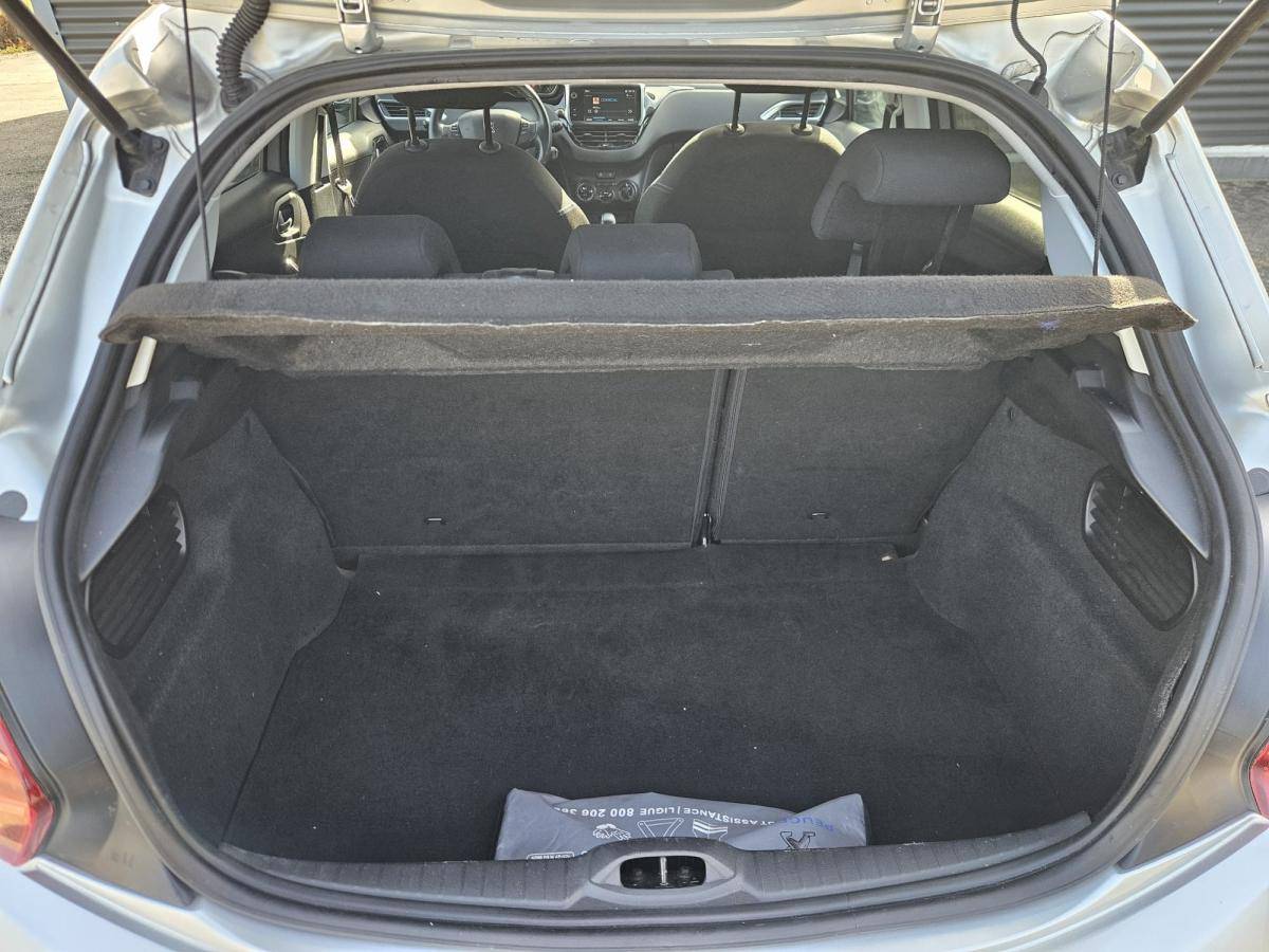 peugeot-208-2018-gasolina-1199cc