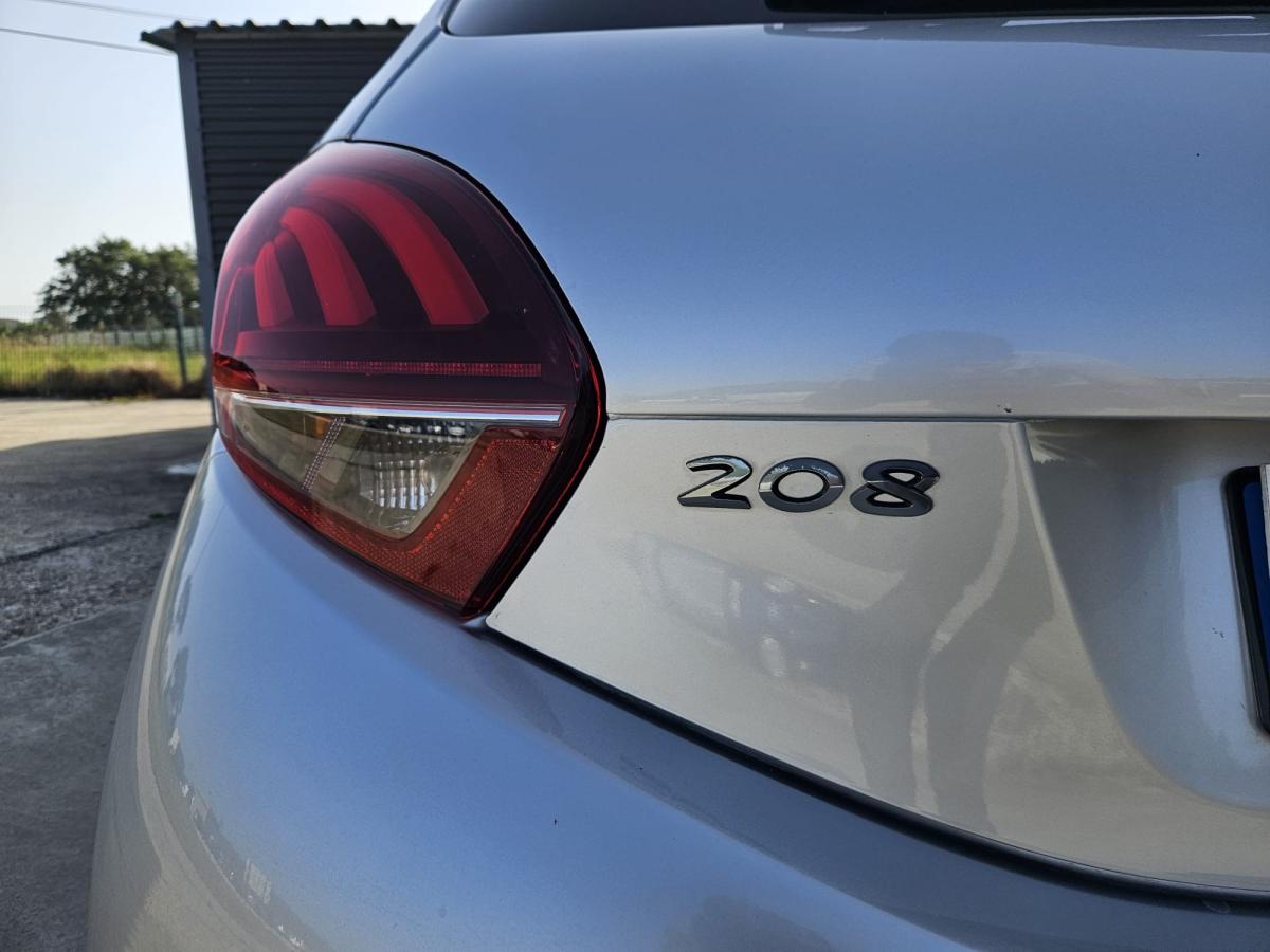 peugeot-208-2018-gasolina-1199cc