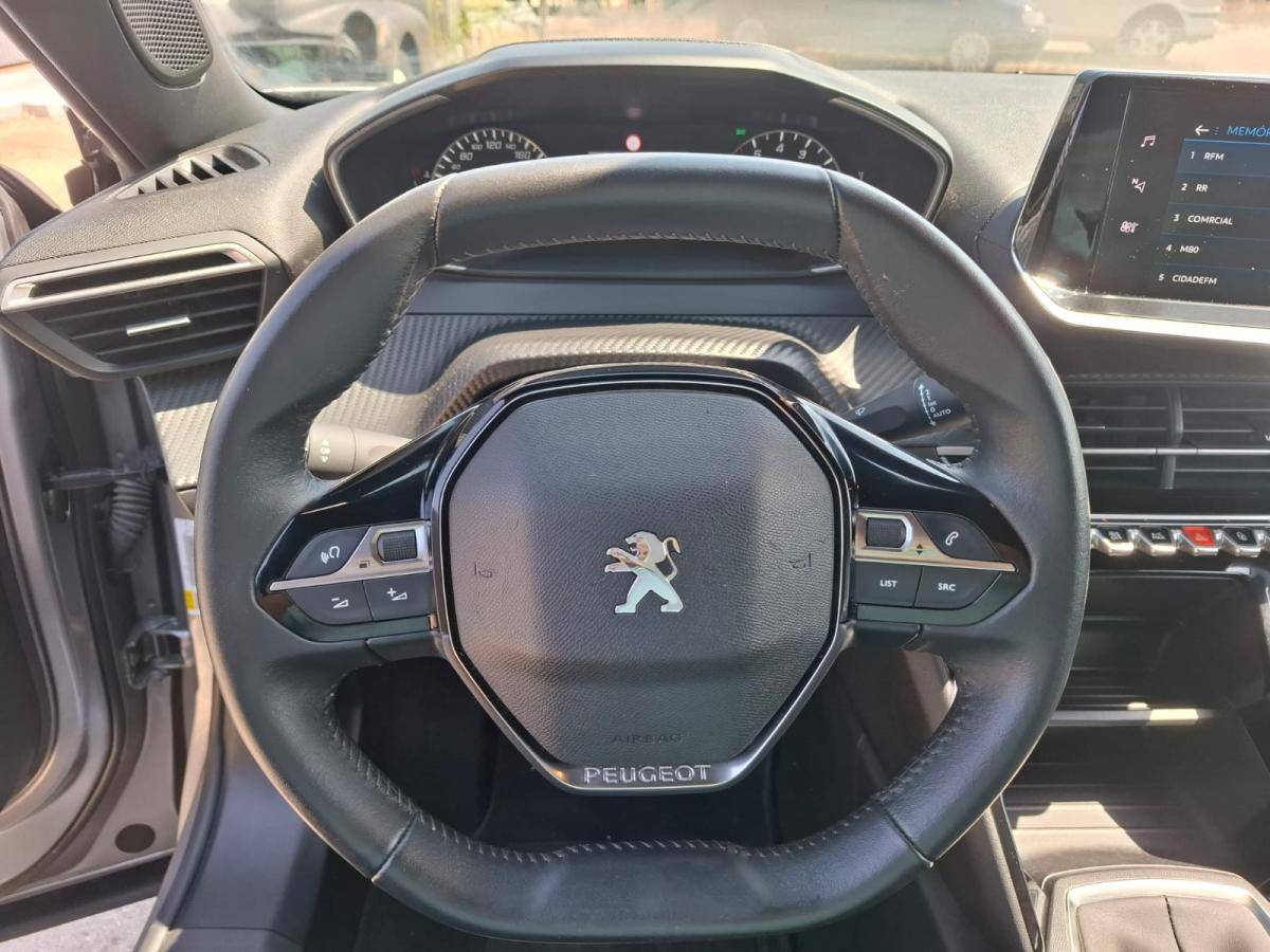 peugeot-2008-2023-gasolina-1199cc