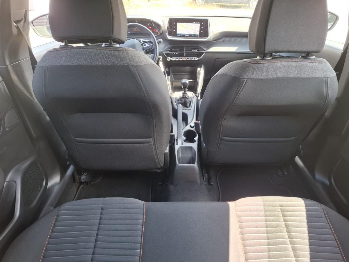 peugeot-2008-2023-gasolina-1199cc