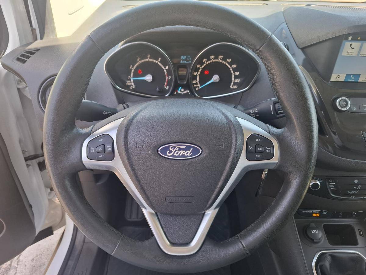 ford-tourneo-courier-2019-gasolina-998cc