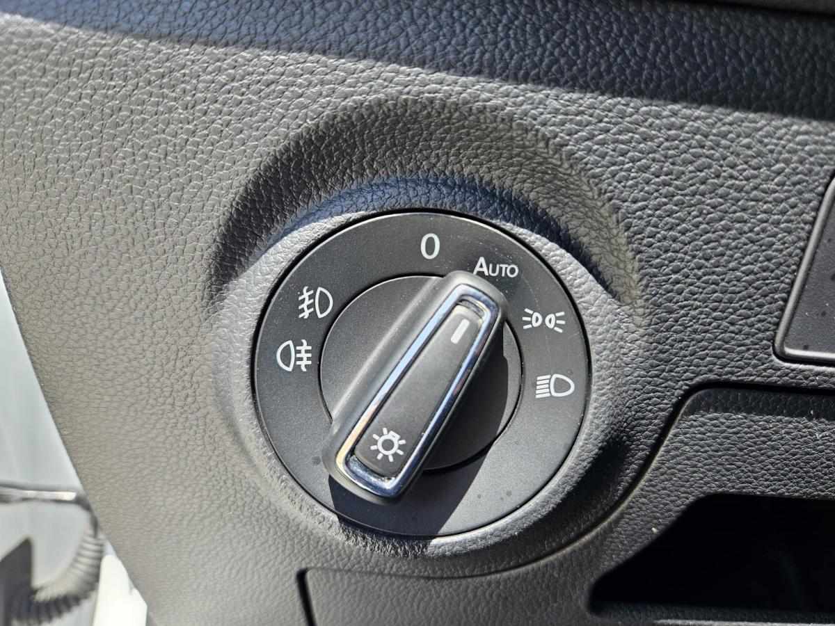 seat-arona-2019-diesel-1598cc