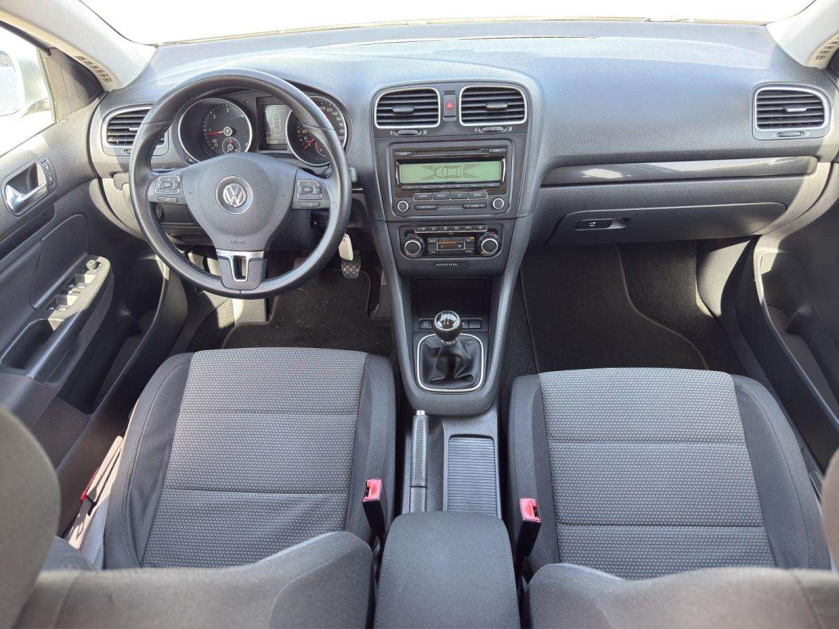 volkswagen-golf-variant-2010-diesel-1598cc
