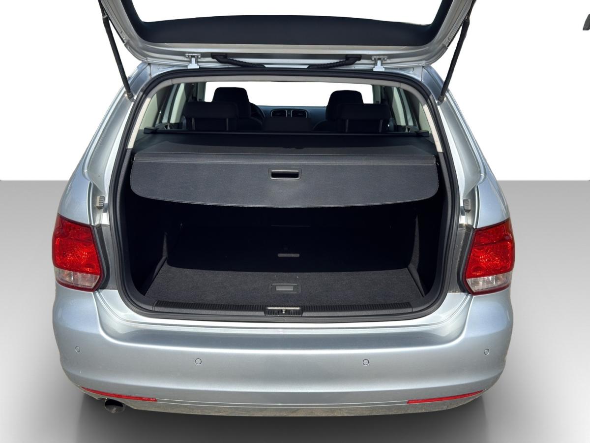 volkswagen-golf-variant-2010-diesel-1598cc