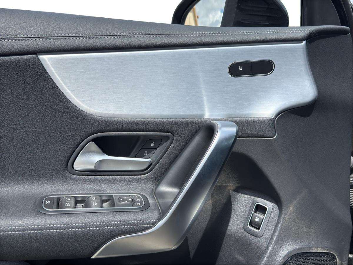 mercedes-benz-classe-a-2021-hibrido-a-gasolina-1332cc