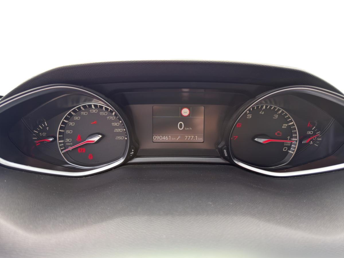 peugeot-308-2018-gasolina-1199cc